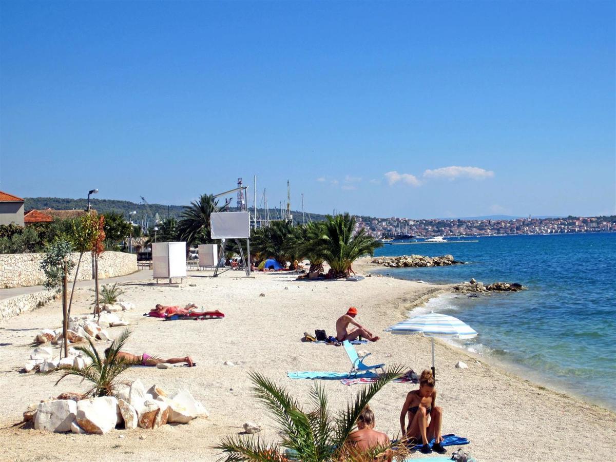 Kaja - Right Next To The Beach Trogir Exteriör bild